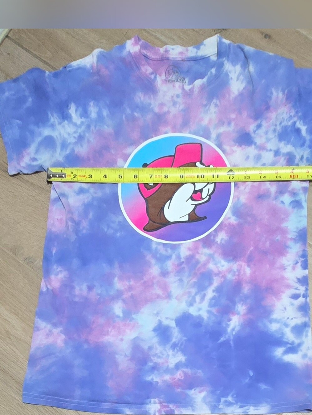 Buc-ee's Tie-Dye Logo Tee - Purple & Pink Vacation Retro - Picture 3 of 5